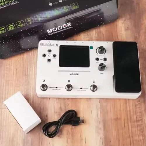 Pedaleira Mooer GE100PRO (NOVA)