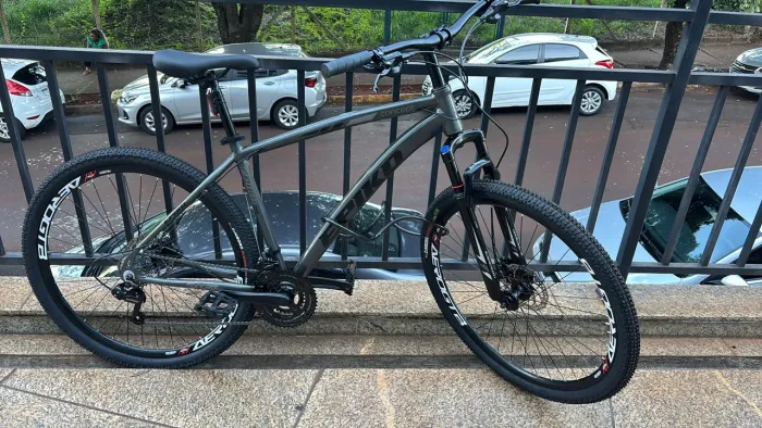 Bicicleta Aro 29 21v Freios Hidraulicos, Cambios Shimano