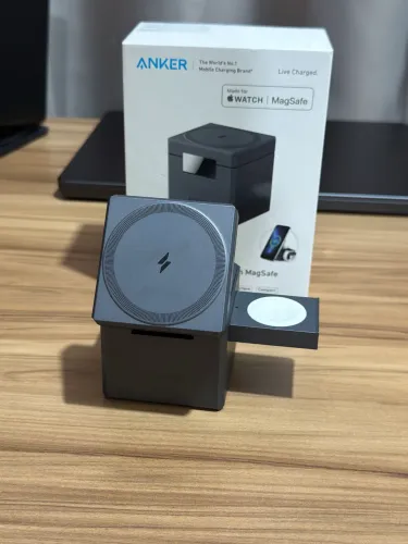 Carregador ANKER Cube 3 em 1 MagSafe 15W original em estado de novo