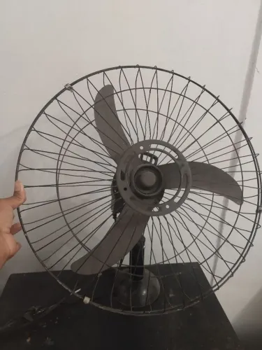 Ventilador de parede marca ventisol volts 220w