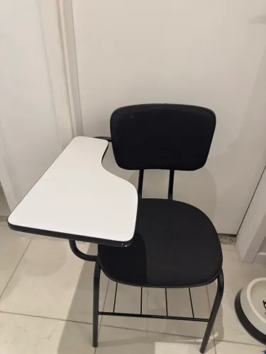 Carteira escolar com prancheta
