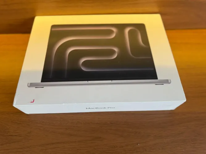 MacBook Pro M5 14? - 512 SSD 16gb de ram - lacrado!