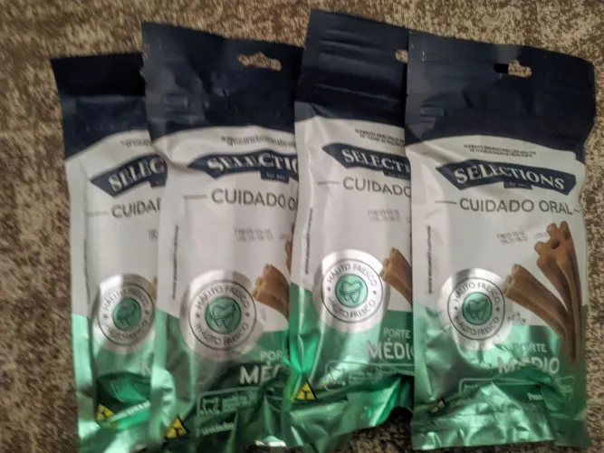 Petisco Ração para Cães Cuidado Oral Selections 180g (7 unidades) 4 lacrados, validade OK.