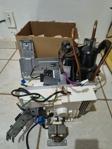 Vendo placa e compressor ar LG 12000 