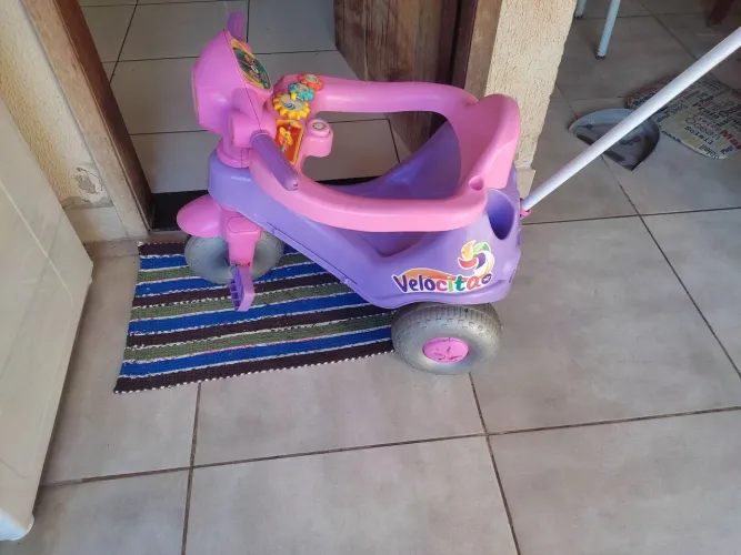 Triciclo/ motoquinha
