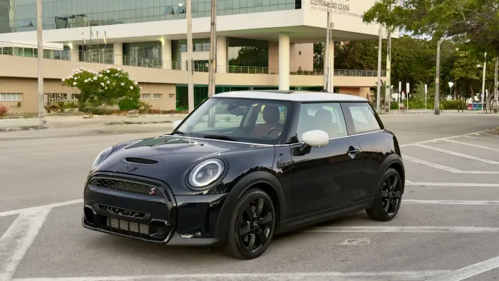 Mini Cooper S 2.0 Turbo 16V 3P Aut. 2024