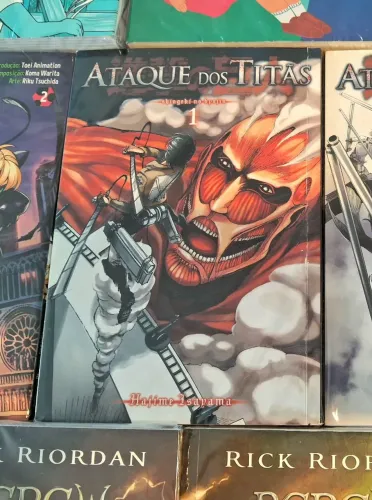 attack on titan volume 1