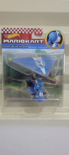 Yoshi azul hotwheels mario kart