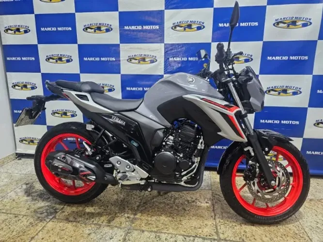YAMAHA FZ 25 FAZER 25/26