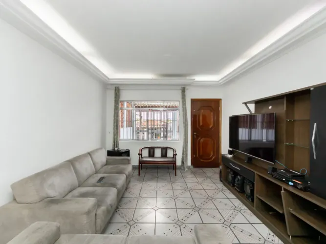 Cidade Ademar, Sobrado com 3 quartos, sendo 1 suíte, 1 vaga, 130m² à Venda 600.000,00.