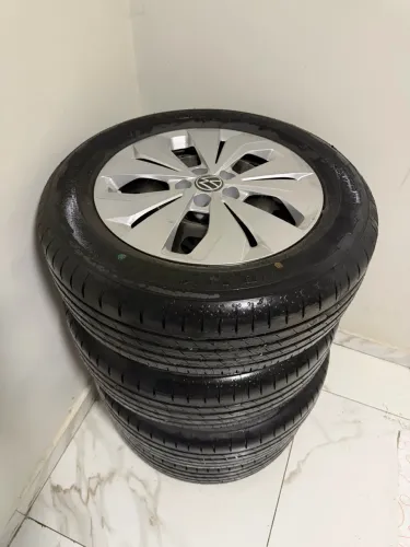 4 Pneus Goodyear Wrangler Territory HT 205/60 R16 + Rodas Aro 16