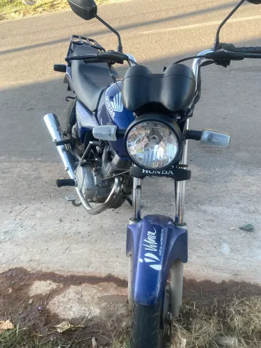 Titan 150