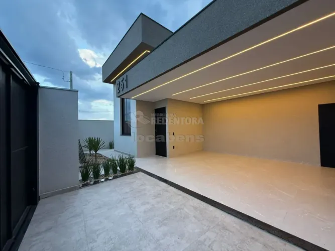 Casa/Padrão - Residencial