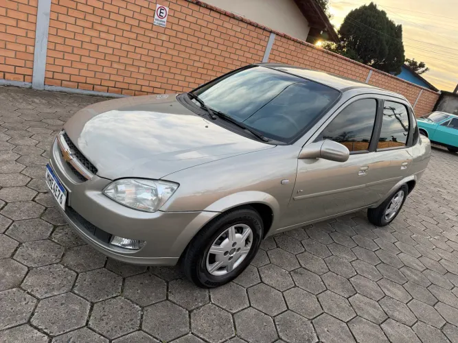 Chevrolet Classic Life/ls 1.0 VHC Flexp. 4P 2011