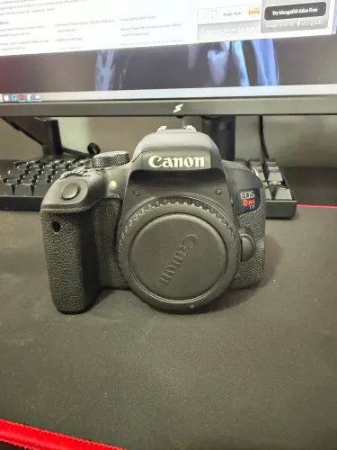 CANON T7i (CORPO)