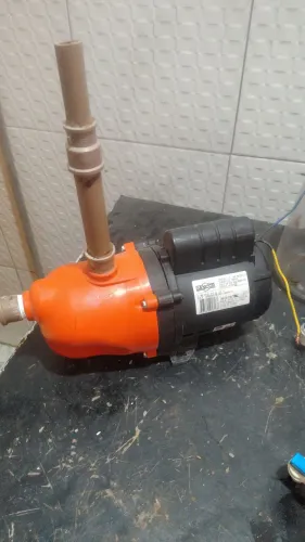 Bomba de água pra tanques puxa água direto do turbo