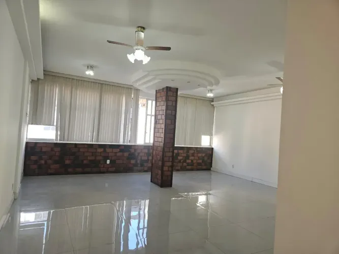 Apartamento com 3 quartos em Copacabana - Rio de Janeiro - RJ