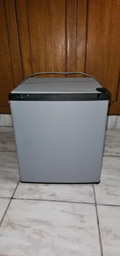 Frigobar Philco PH50N 47L 110v (Excelente)
