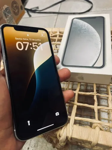 iPhone XR 64gb conservado 
