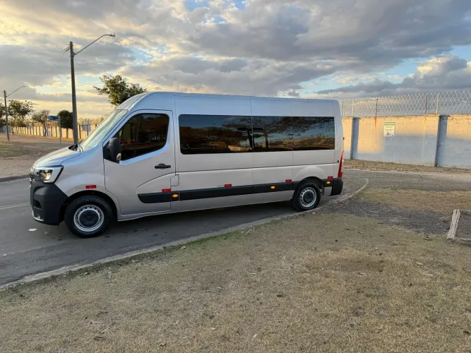 Renault Master 2.3 DCI Extra F.vitre 16V Diesel 2026