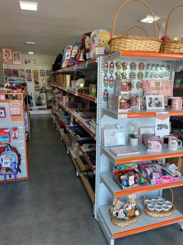 Vendo loja completa pra retirar no local 