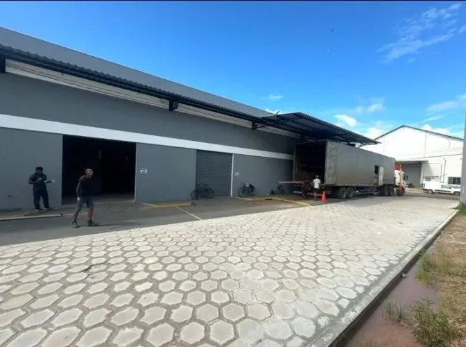 ALUGO Depósito/Box em Condomínio Empresarial em Castanhal
