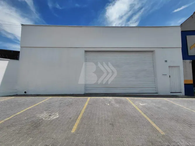 Salão comercial à venda no bairro Vila Independência em Piracicaba