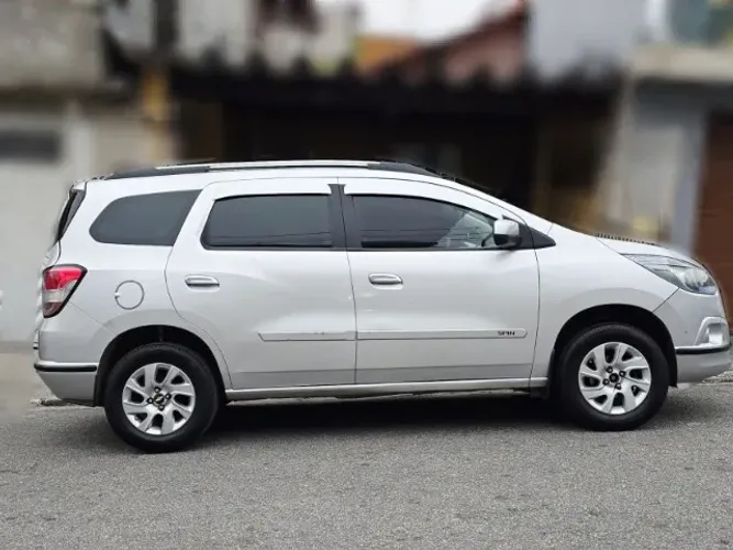 Chevrolet Spin LTZ 1.8 8V Econo.flex 5P Aut. 2015