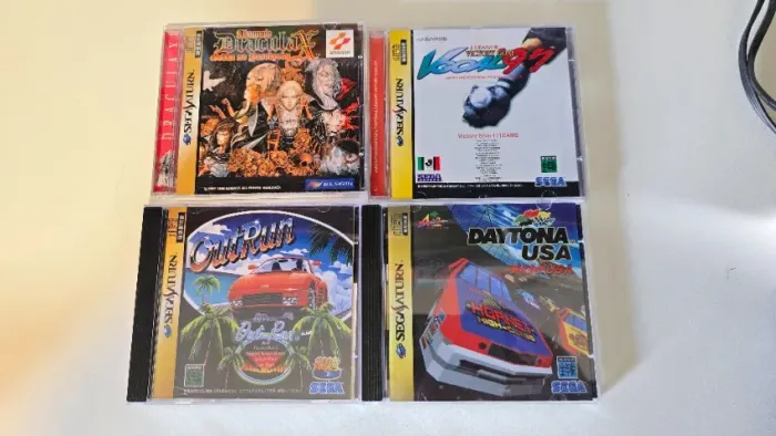 Lote 4 jogos prensados Sega Saturn completos Castlevania, OutRun, Daytona USA, V Goal 97