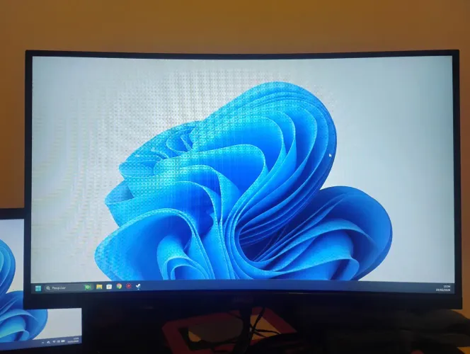 MONITOR MANCER VALAK + BRAÇO ARTICULADO