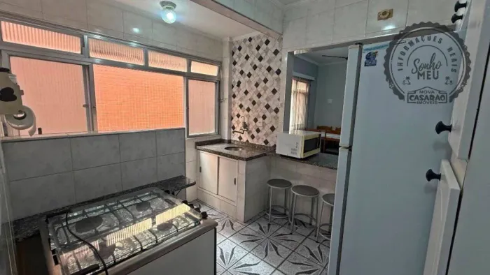 Canto do Forte 38 m² 1 dorm Porteira fechada 280 m da praia e 1 vaga