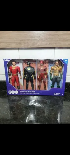 Kit 4 Bonecos Articulados Ediçaão Limitada Super Heróis Dc novo