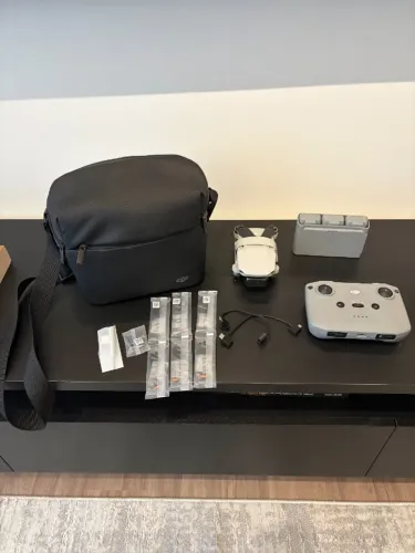 Drone DJI Mini 2 Fly More Combo - 4K - Estado de Novo