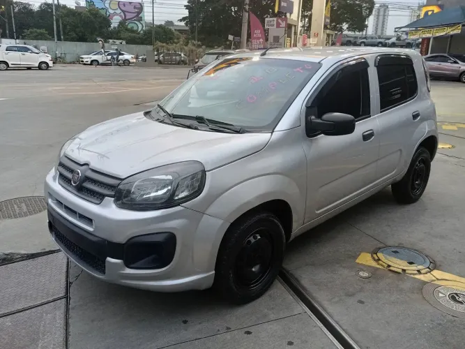 Fiat Uno Attractive 1.0 EVO Fire Flex 8V 5P 2021