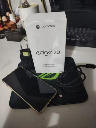 Motorola edge 70 12G/512G aceito troca
