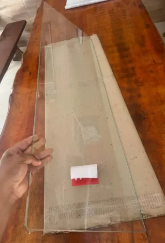 VIDROS NOVOS PARA VITRINE / PRATELEIRAS 