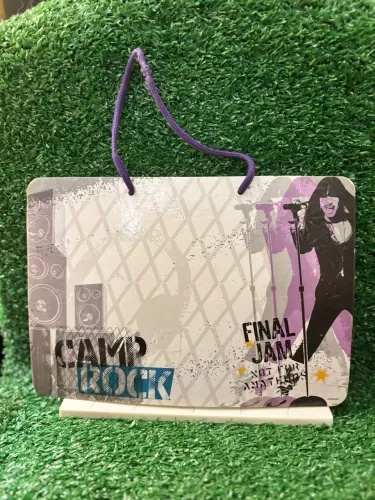 Quadro para recados com a Demi Lovato do filme CAMP ROCK Disney