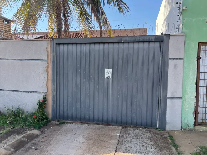Portão de elevação mais portãozinho