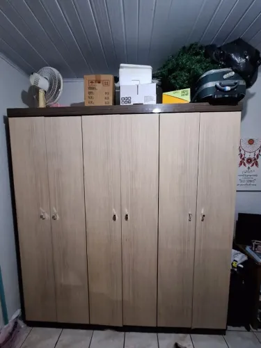 Guarda roupa 6 portas - usado