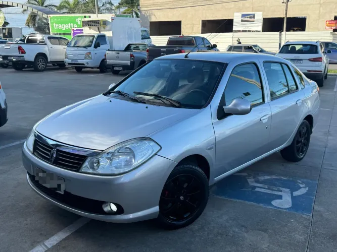 Renault Symbol Privilège Hi-flex 1.6 16V 4P 2013