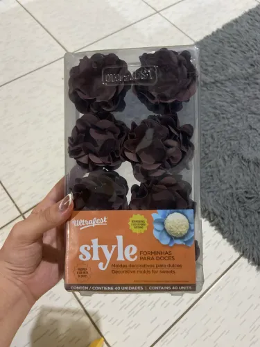 Vendo forminhas de doces finos 