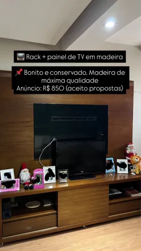 Rack + painel de TV em madeira