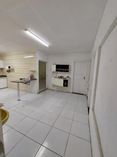 Casa em Casa amarela na Visc. de Taunay