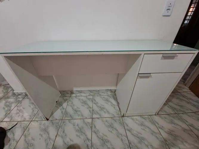 Vendo escrivaninha 