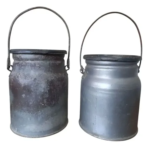 Antiga Leiteira Em Latão 