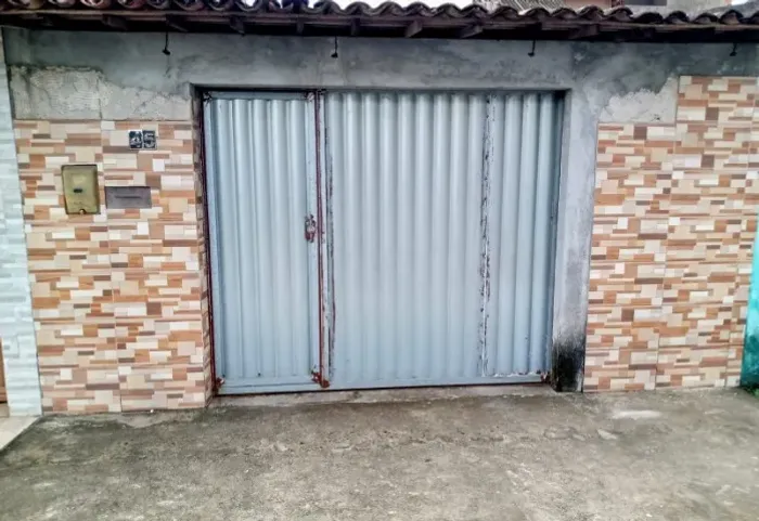 Vendo casa no Parque das Árvores ao lado do Shopping Pátio Maceió
