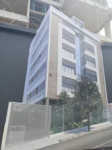 EXCELENTE APARTAMENTO EM PREDIO INDIVIDUAL NO BAIRRO SERRA EM BELO HORIZONTE.