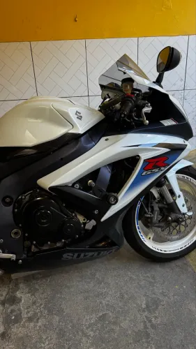SRAD 750 Impecável | Pneus Novos | Revisada | Nada pra Fazer