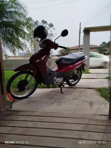 Biz 125 com partida
