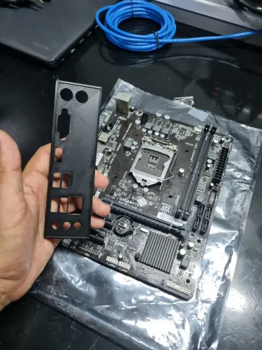 Placa Mae GIGABYTE H110m H LEIA O ANÚNCIO